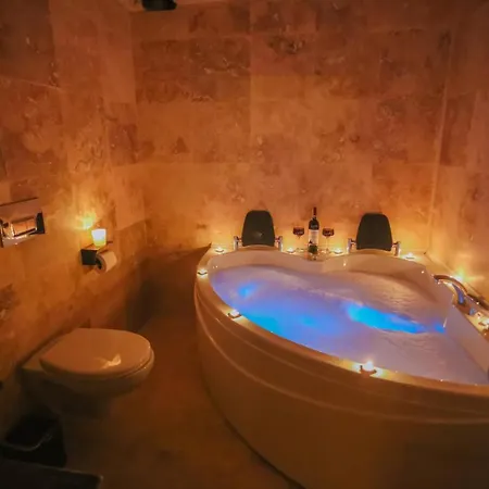 Sunset Cave Hotel