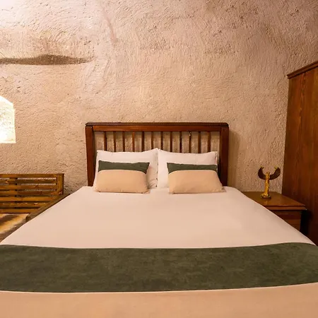 Sunset Cave Hotel