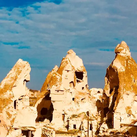 Hotel Sunset Cave