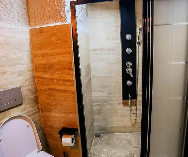 Sunset Cave Hotel 2*